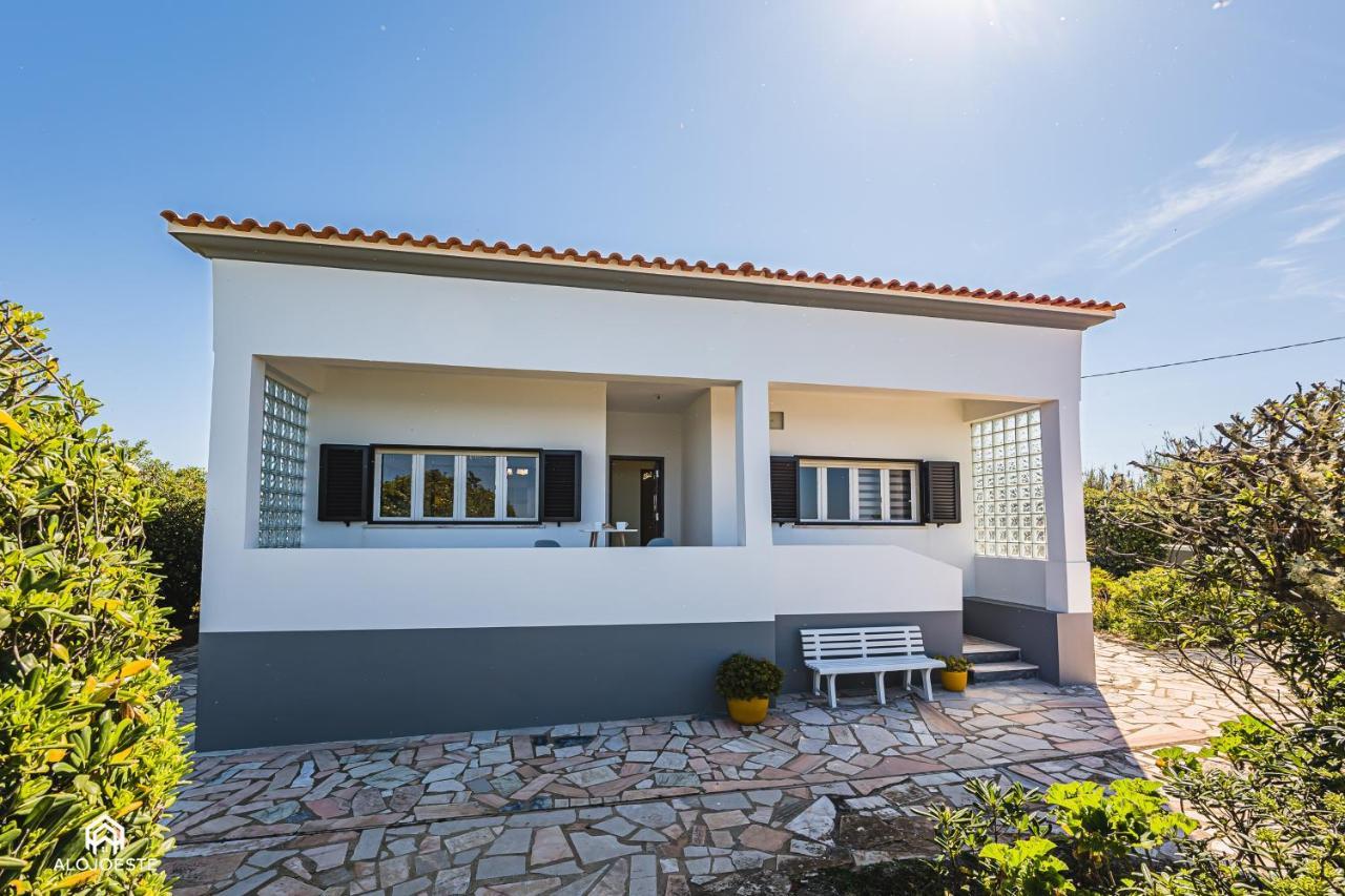 Casa A Beira Mar - Countryhouse With Ocean View São Pedro da Cadeira Extérieur photo